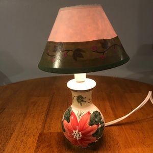 Poinsettia Small Holiday Lamp